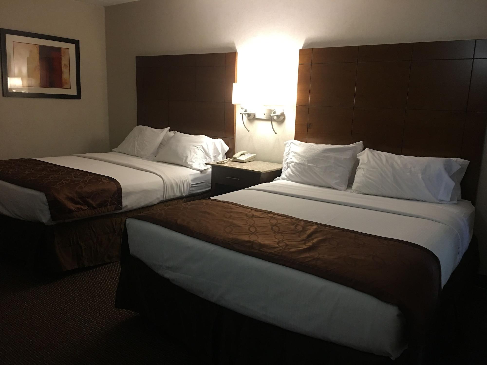 Ramada By Wyndham 3*
