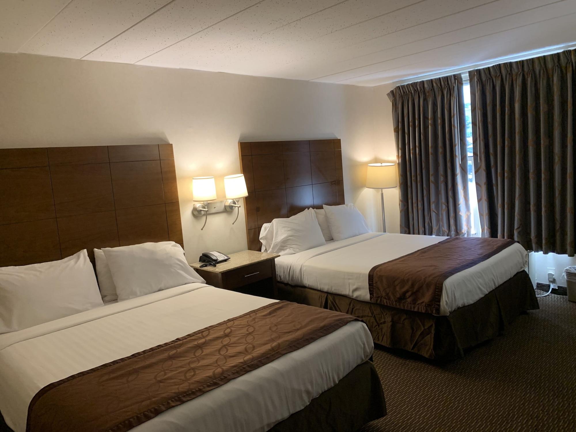Ramada By Wyndham Rockville Centre