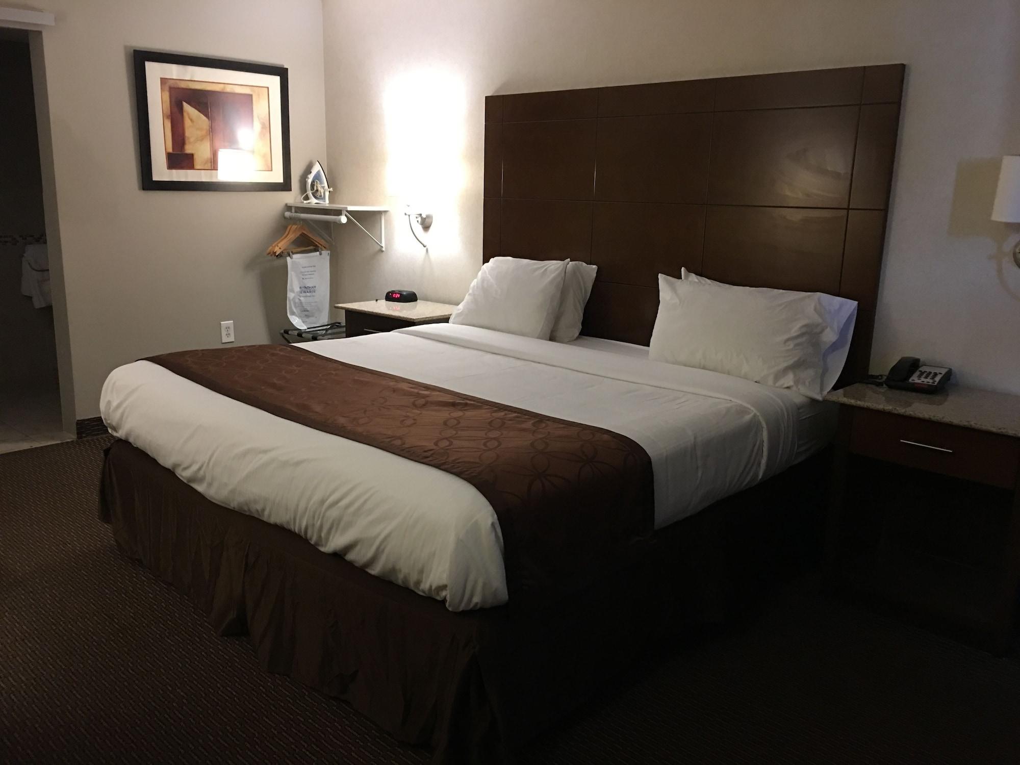 Ramada By Wyndham 3*