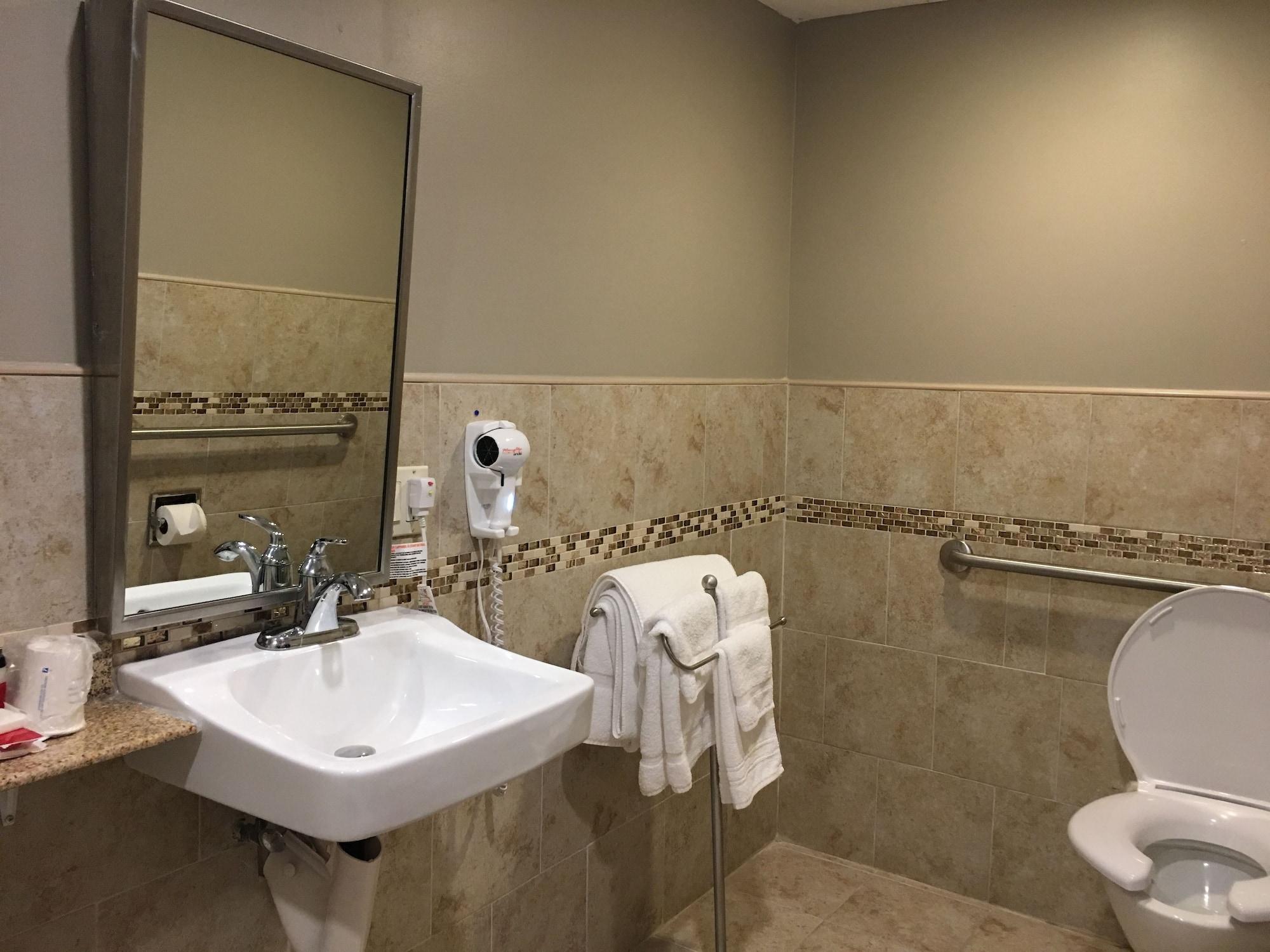 Ramada By Wyndham Motel 3*