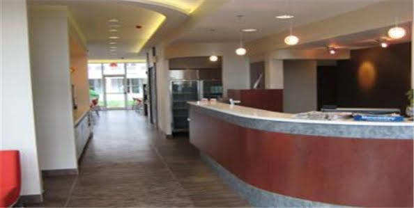 Ramada By Wyndham Motel
