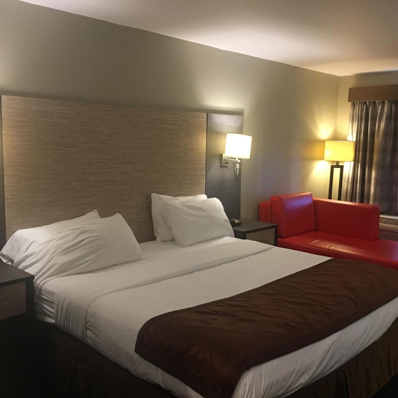 Ramada By Wyndham 3* Rockville Centre